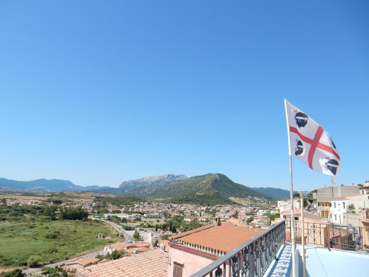 B&B Eleonora D'Arborea, Centro Storico Posada  Dış mekan fotoğraf