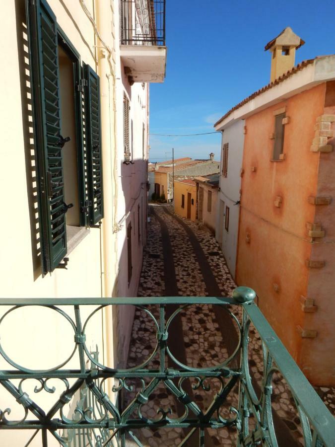 B&B Eleonora D'Arborea, Centro Storico Posada  Dış mekan fotoğraf